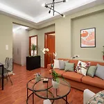 Centrally Located Cozy Apartment